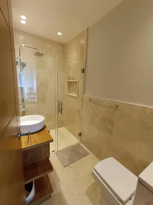 公寓 3 Bedroom First Line Beach Apt At Playa Bonita El Paraiso Building 101 拉斯特拉纳斯 多米尼加共和国
