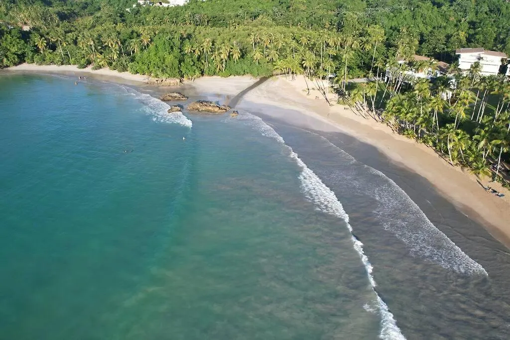 3 Bedroom First Line Beach Apt At Playa Bonita El Paraiso Building 101 拉斯特拉纳斯