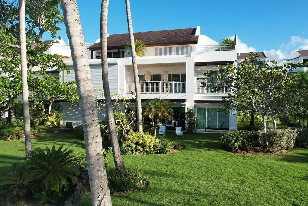 3 Bedroom First Line Beach Apt At Playa Bonita El Paraiso Building 101 拉斯特拉纳斯 0*,  多米尼加共和国