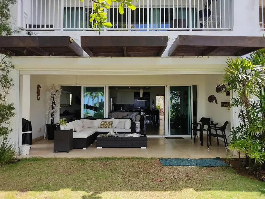 3 Bedroom First Line Beach Apt At Playa Bonita El Paraiso Building 101 拉斯特拉纳斯