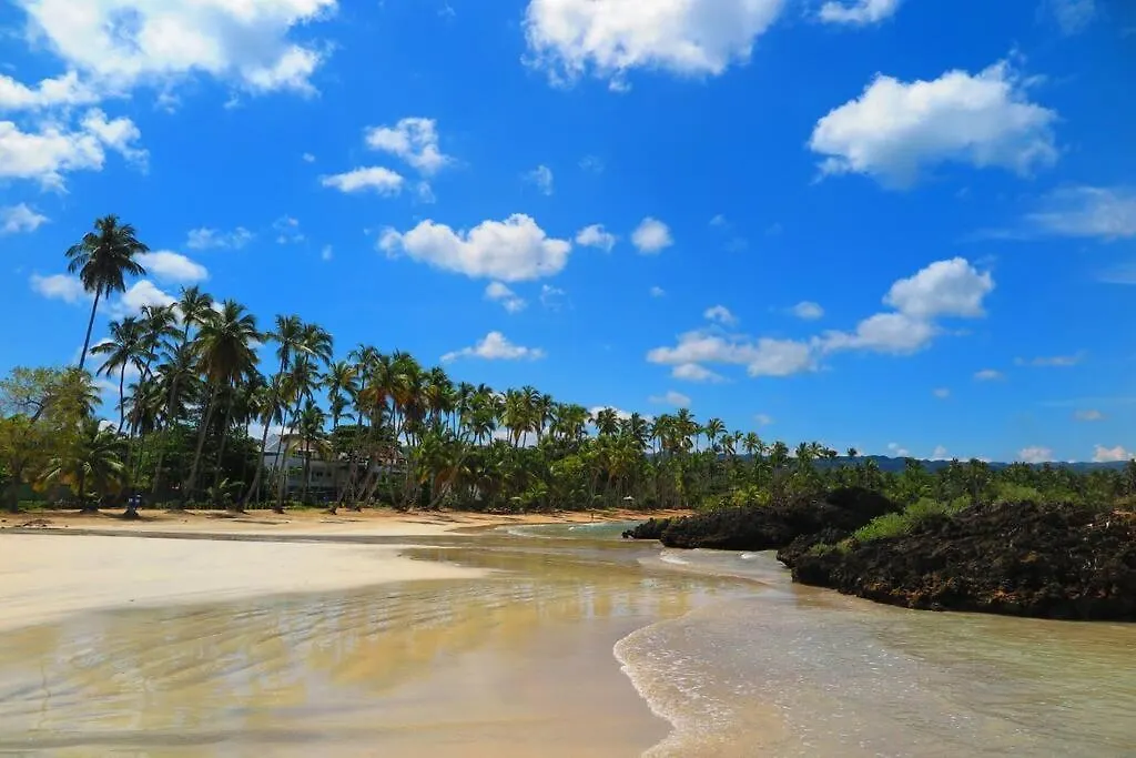 3 Bedroom First Line Beach Apt At Playa Bonita El Paraiso Building 101 拉斯特拉纳斯 公寓